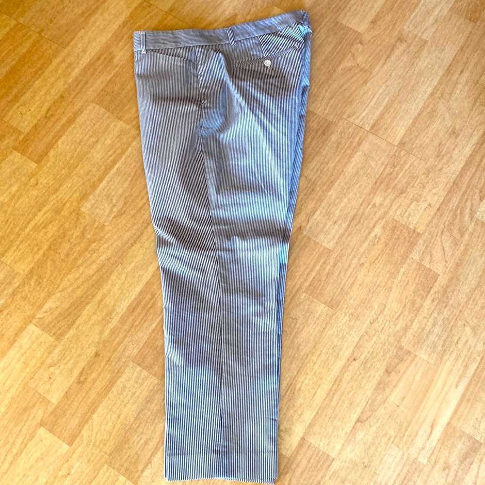 Women’s Gap Stretch Cropped Pants Size 10